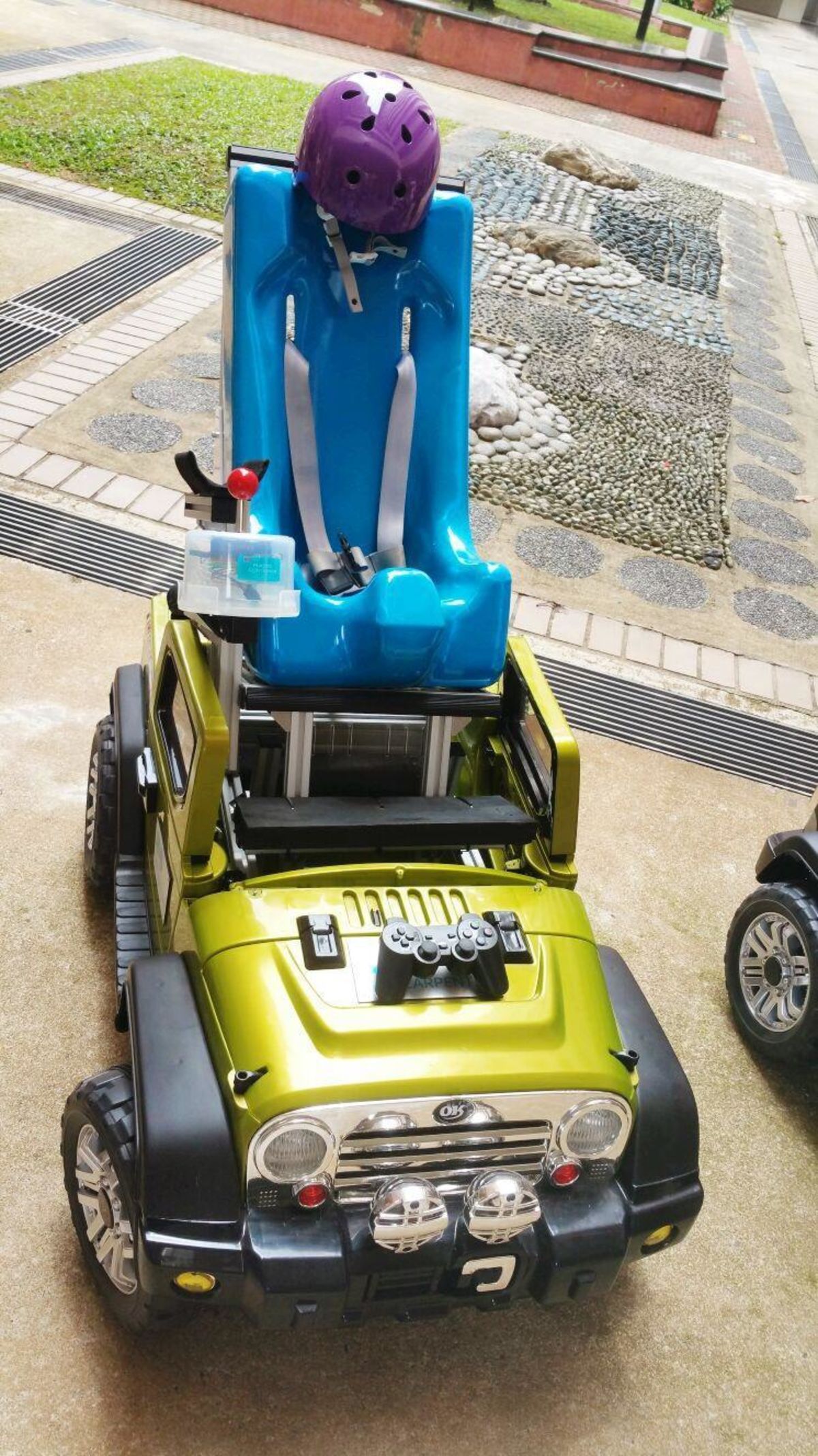 Adaptive Toy Car
